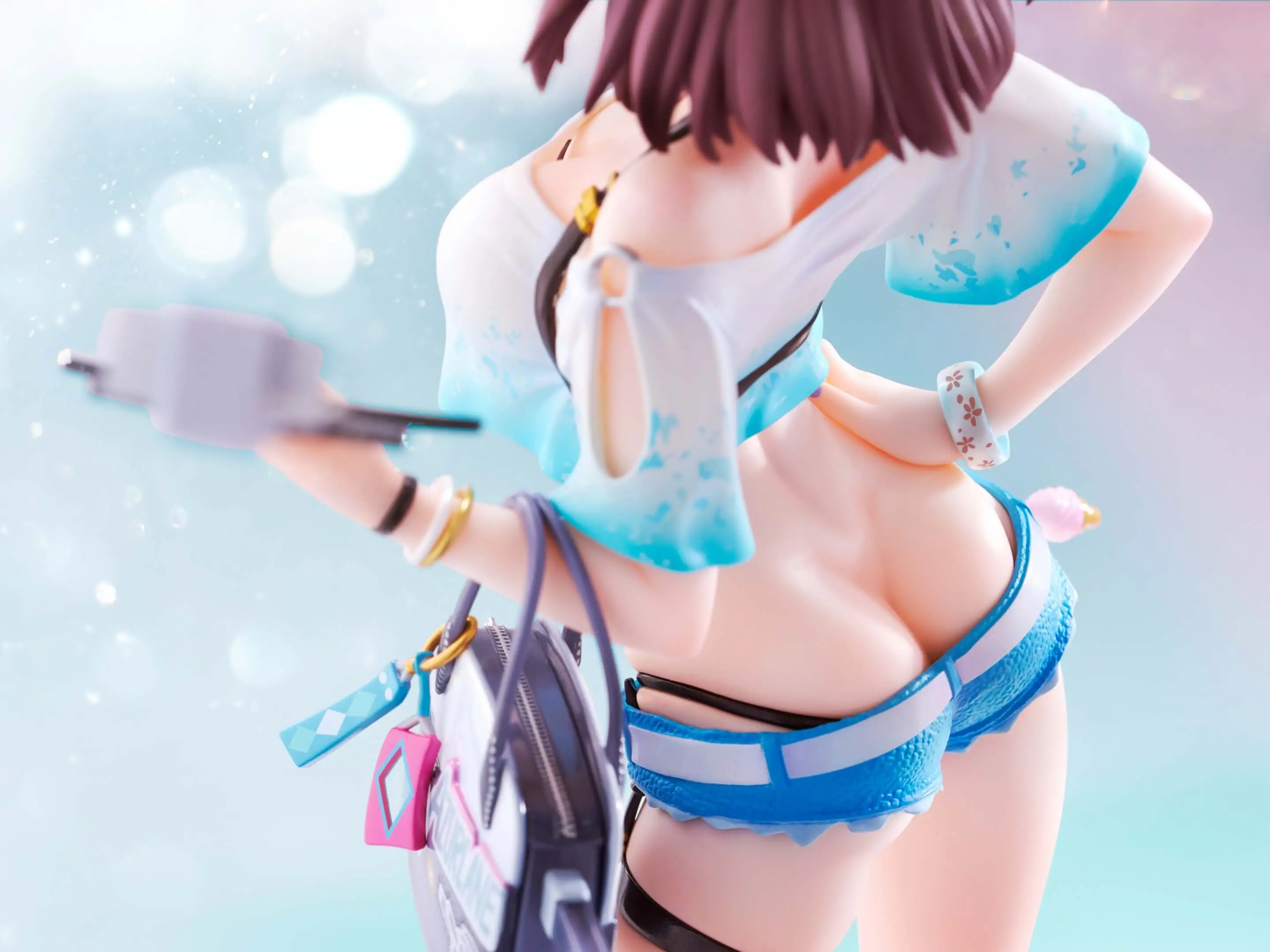 Figurine Kirishima Ver. Bravely Summer de Azur Lane par Mimeyoi